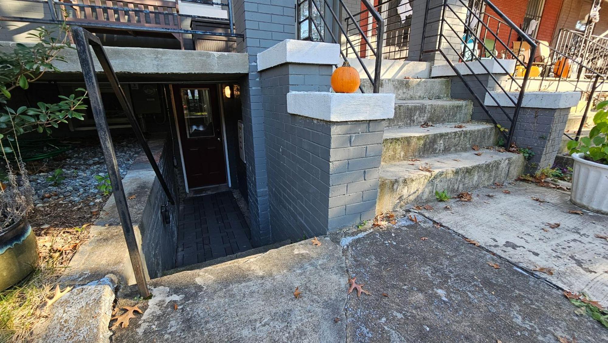 English Basement Suite In Petworth, Washington, Dc -- Free Off-Street Parking, Walk To Metro And Restaurants Εξωτερικό φωτογραφία